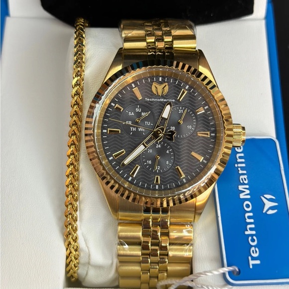 TechnoMarine Sea Dream 42mm Gold